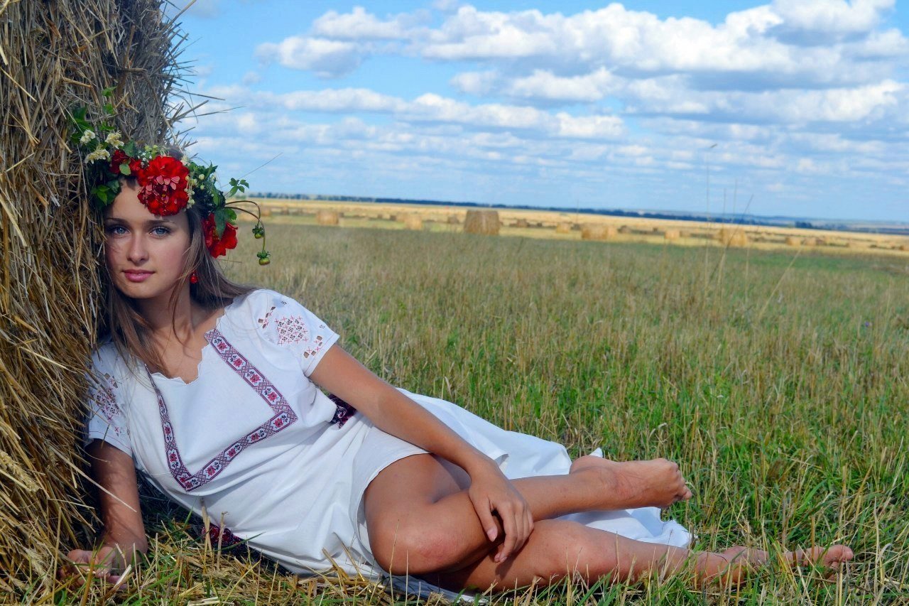 Slavic girls in South Tarawa